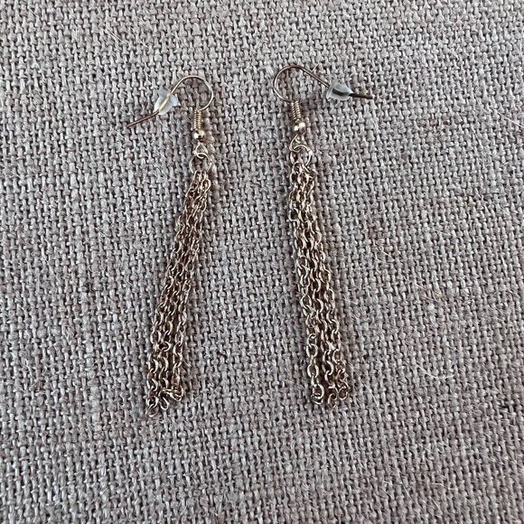 Gold tone chain link tassel dangle chandelier earrings - Picture 1 of 2